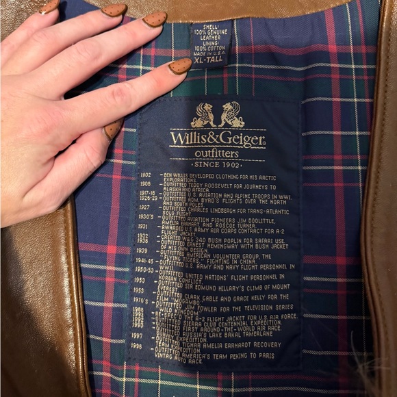 Willis & Geiger Vest - Picture 3 of 5